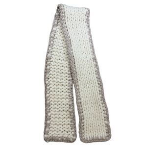 Gap Neck Warmer Scarf Women's Gray White Super Soft Knit Winter Comfort One Size